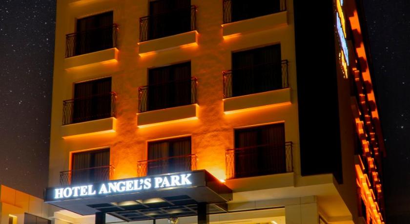 Angel's Park Hotel