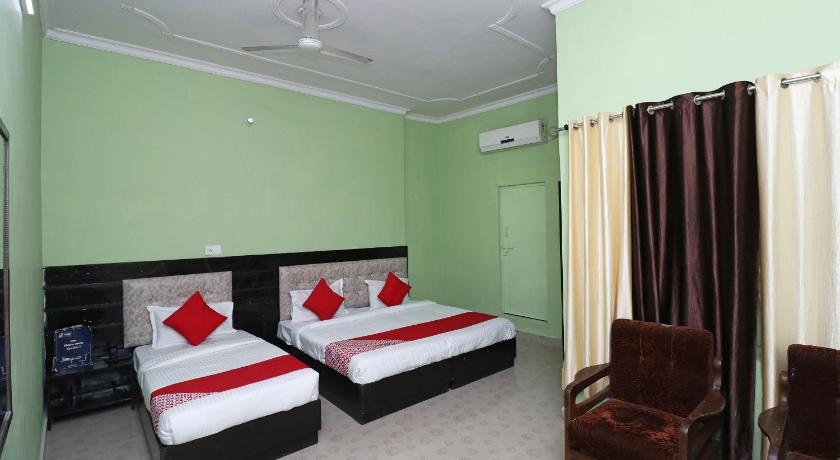 OYO 23686 UR Guest House