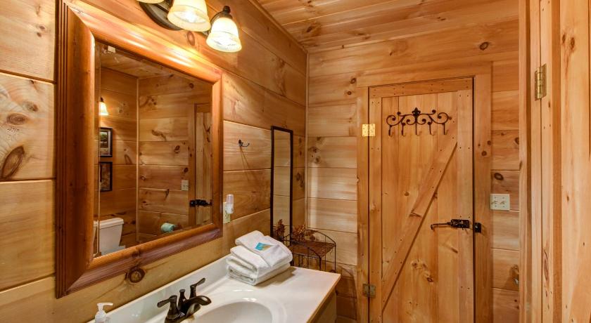 Twin Cub Lodge photo