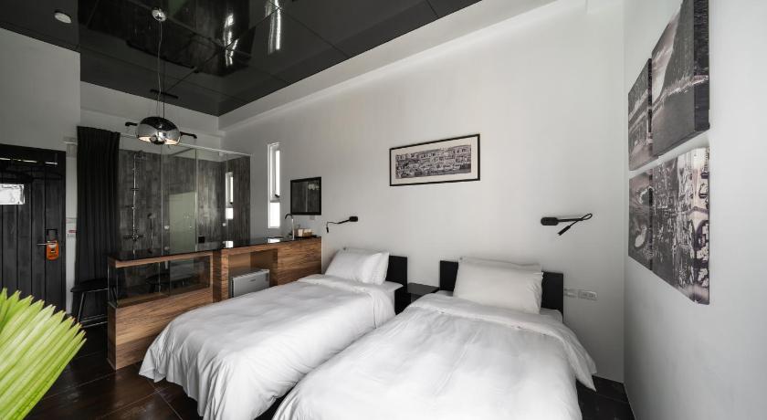 Image of Double Room with Garden View 0