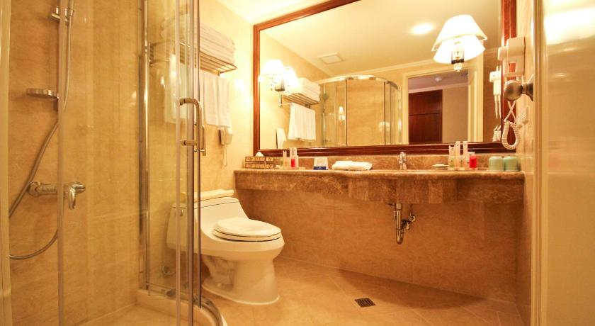 Image of Triple Room 2
