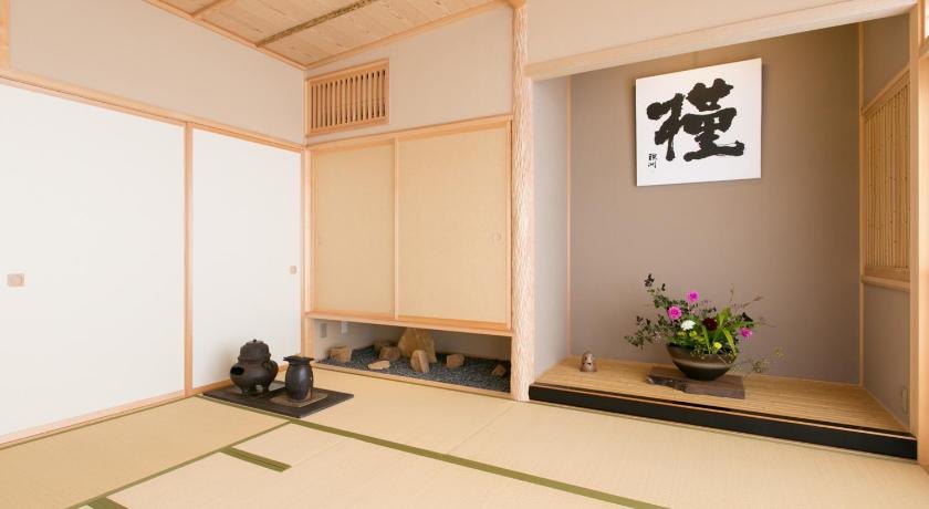 Yonago Waso Mukuge 4-Star Accommodation lobby
