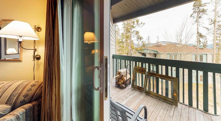Treehouse 202 photo