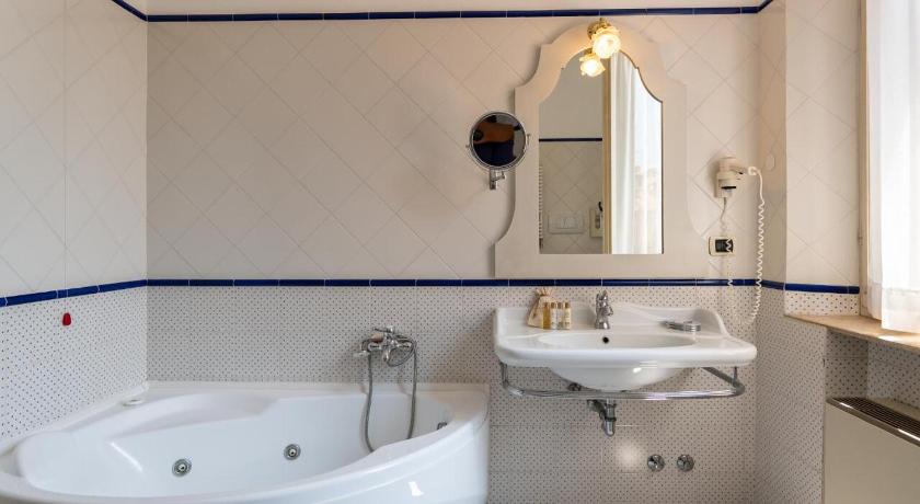 PHI Hotel Canalgrande