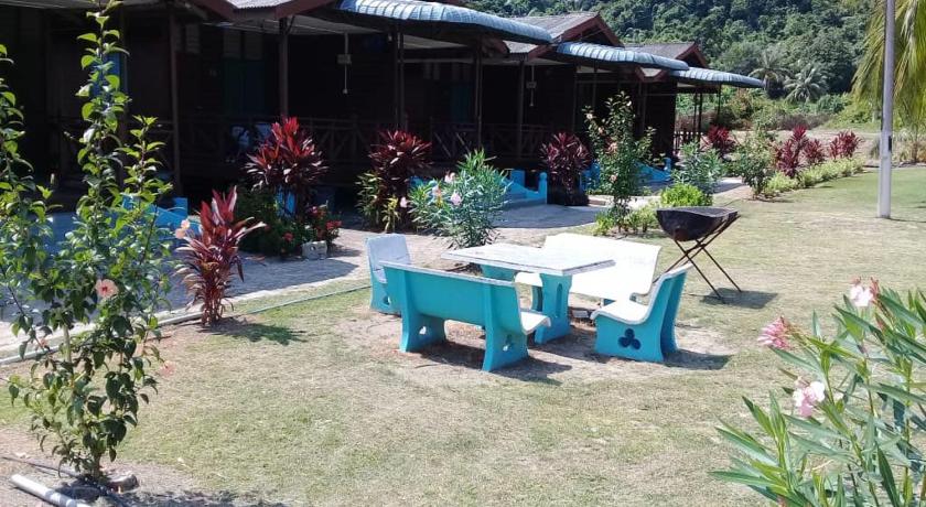 Best Price On Tioman Peladang Chalet In Tioman Island Reviews