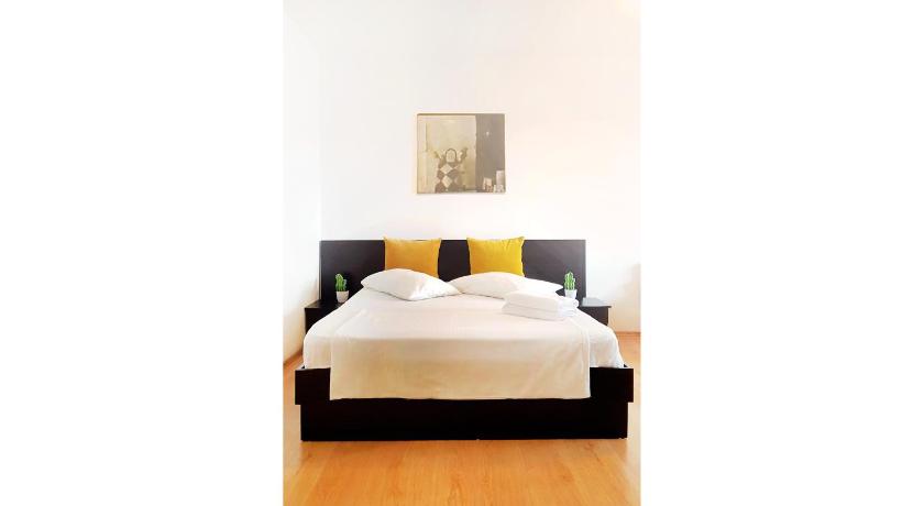 Eminescu Central Studio Apartment photo