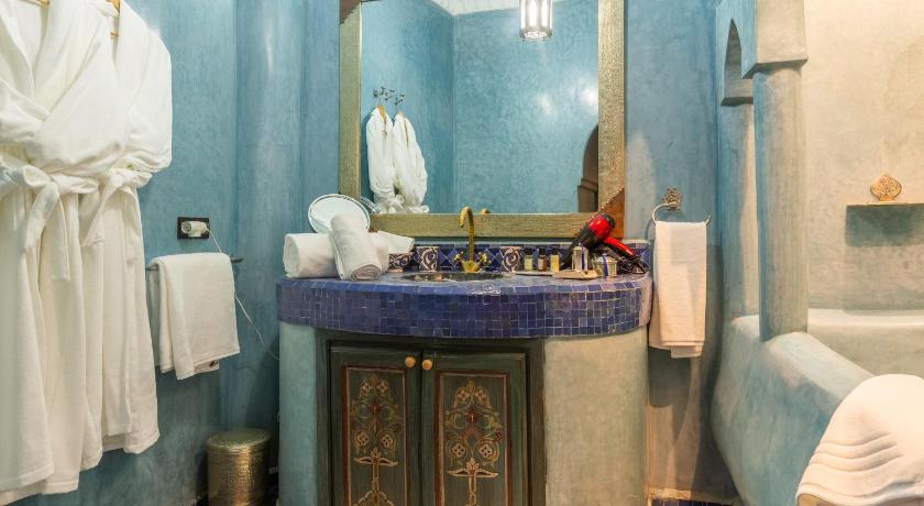 Riad AZARO photo