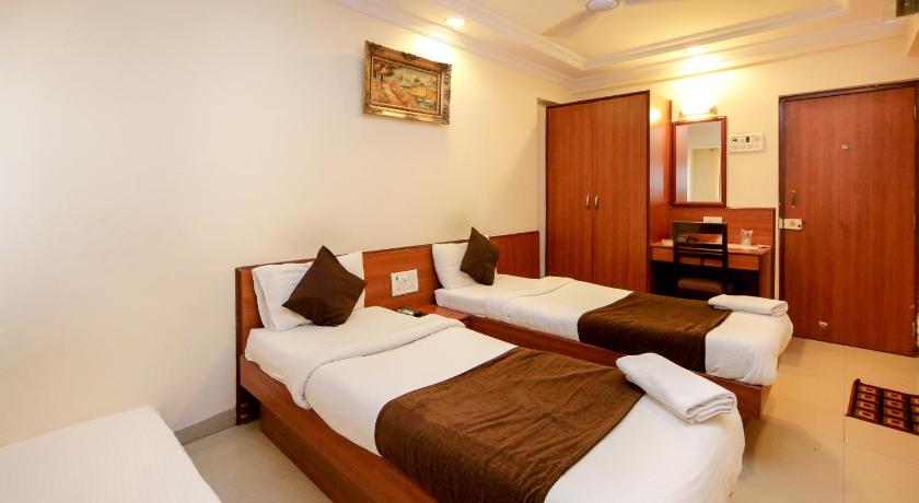 Hotel Lucky Goregaon