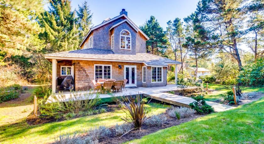 The Clay Miller House — Hotel in Gearhart (OR)