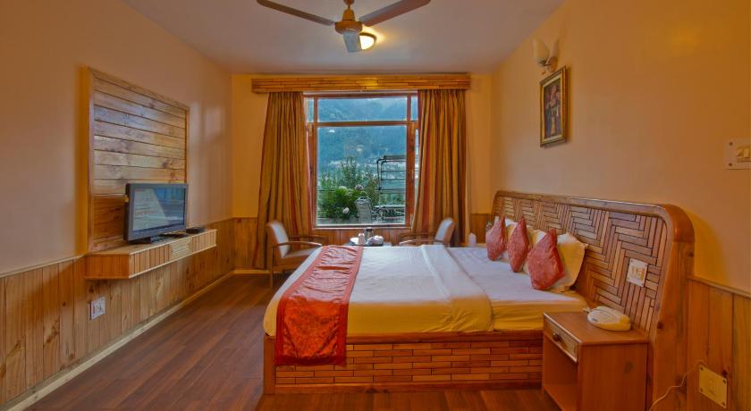 Double Room with Mountain View, The Holiday Resorts and Cottages in Manali