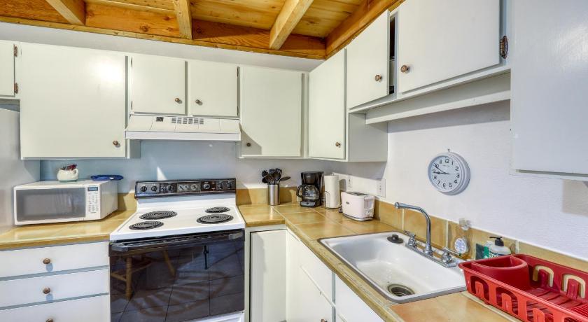 Treehouse 206F photo