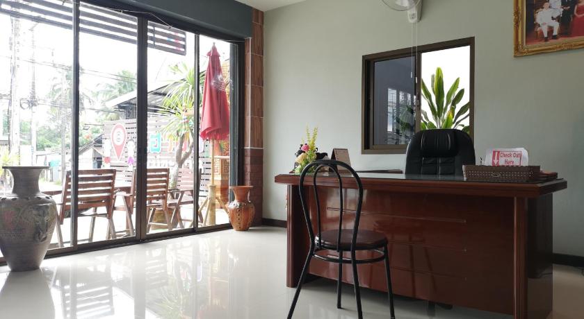 メースアイ／ウィアンパパオ HAOHUG MAEKHACHAN 3つ星 ホテル 外観