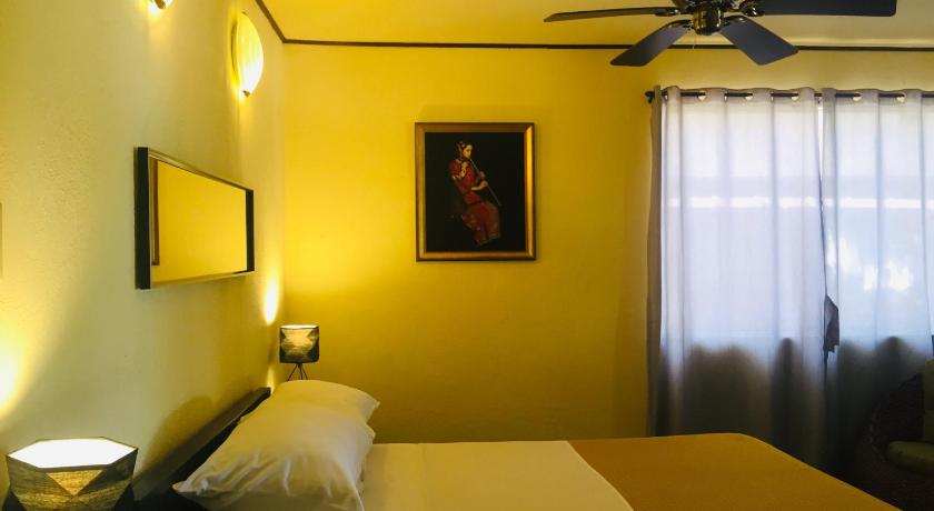 Angelina Beach Resort & Italian Restaurant Malapascua photo