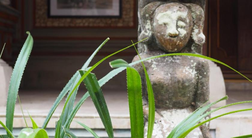 巴厘 Kampung Sari Homestay 3星级 民宿 套房