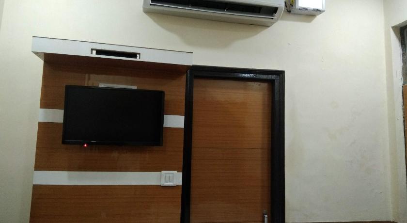 Silver Palace Hotel — Hotel in New Delhi and NCR