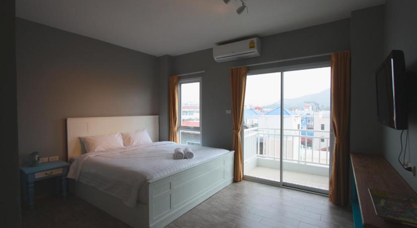 Image of Deluxe Sea View 3