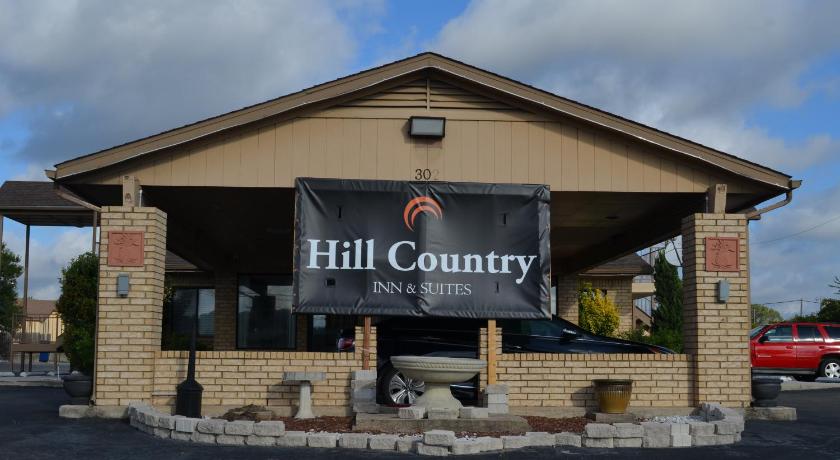 Hill Country Inn and Suite