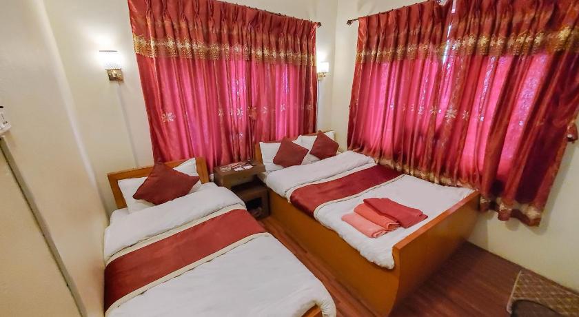 Hotel Cordial photo