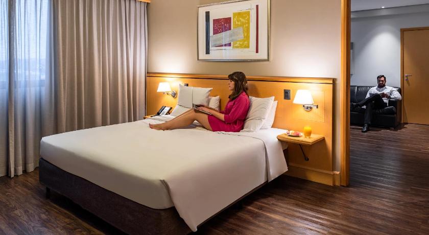 Image of Junior King Suite 0