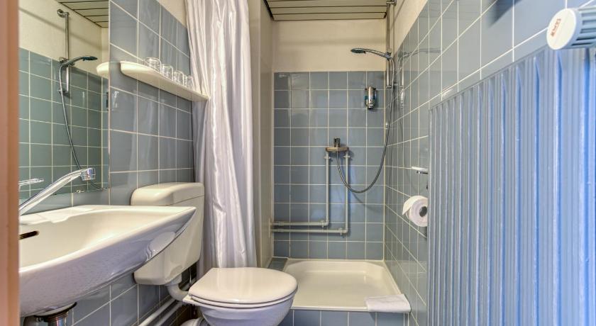 Single Room FF&E Hotel Dania