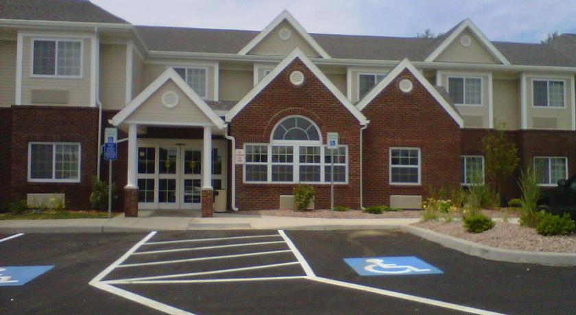 Microtel Inn & Suites by Wyndham Chili/Rochester Airport