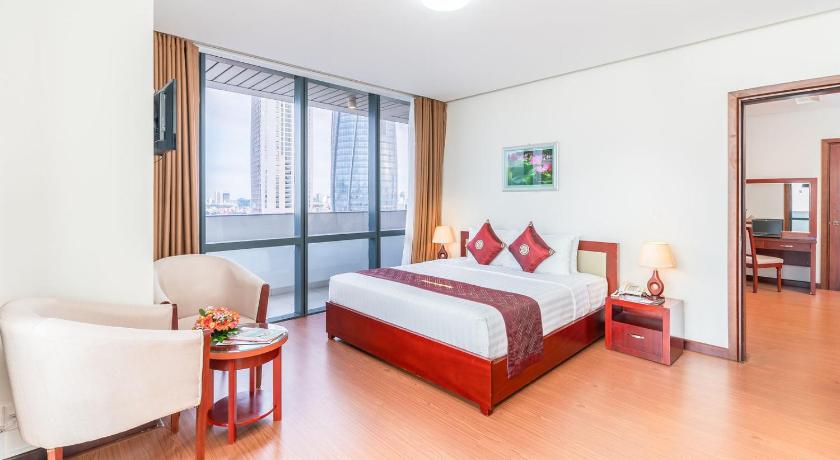Image of Deluxe Double Room with River View 0