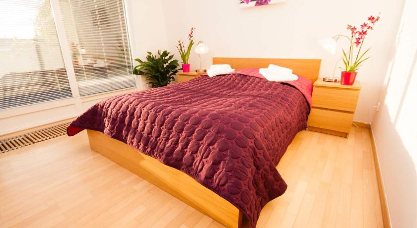 Image of Three-Bedroom Loft with Rooftop Terrace 0