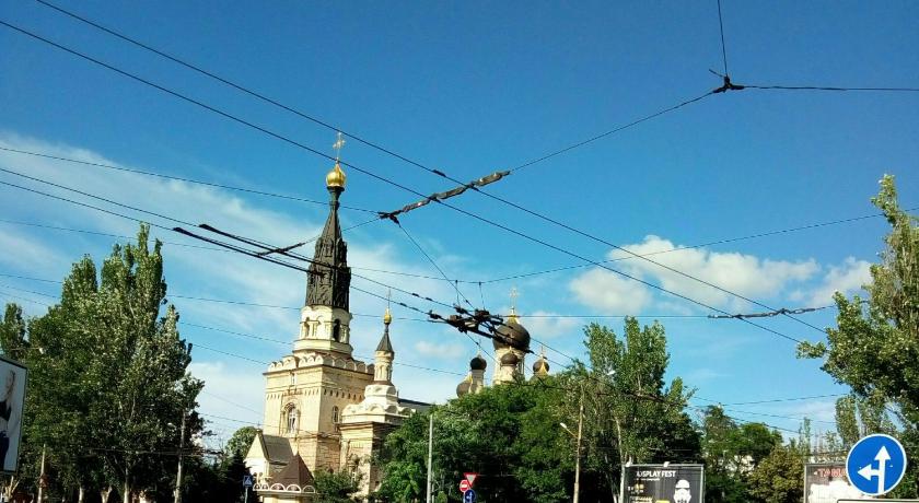Білі 1 кімнатні апартаменти Сіті- центр photo