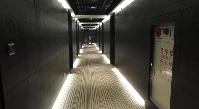 タイペイ V One Hotel 3つ星 ホテル レストラン