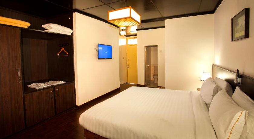 Image of Deluxe Room 5