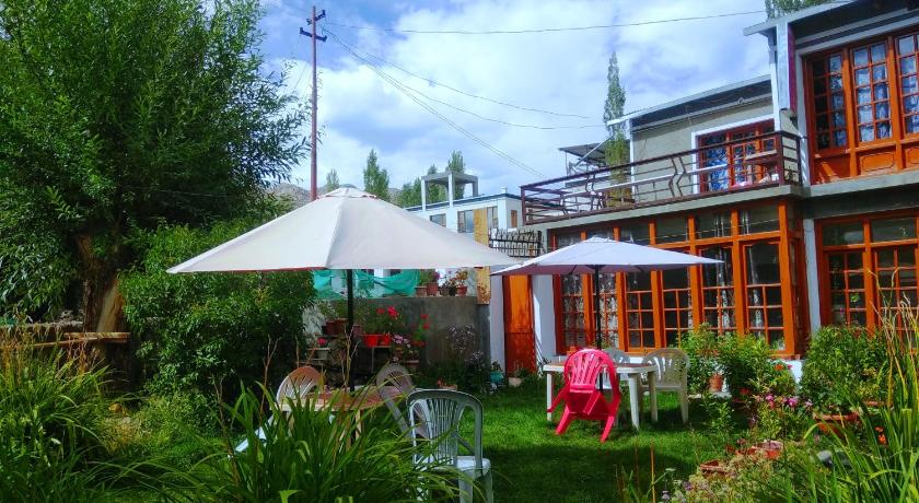 Saiman Guest House - image 2
