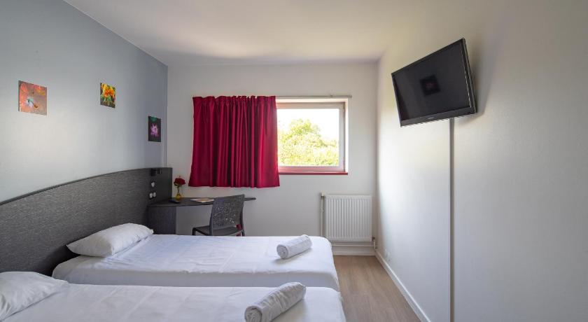 Hotel CIS Paris Kellermann photo