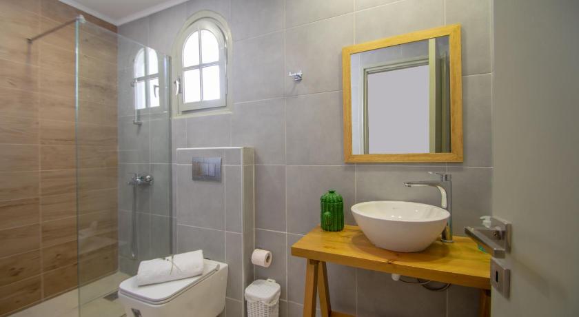 Mare Dentro Kalamaki Beachroad Apts photo