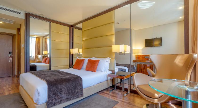 Image of Superior Double Room 4
