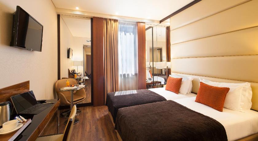 Image of Superior Twin Room 1