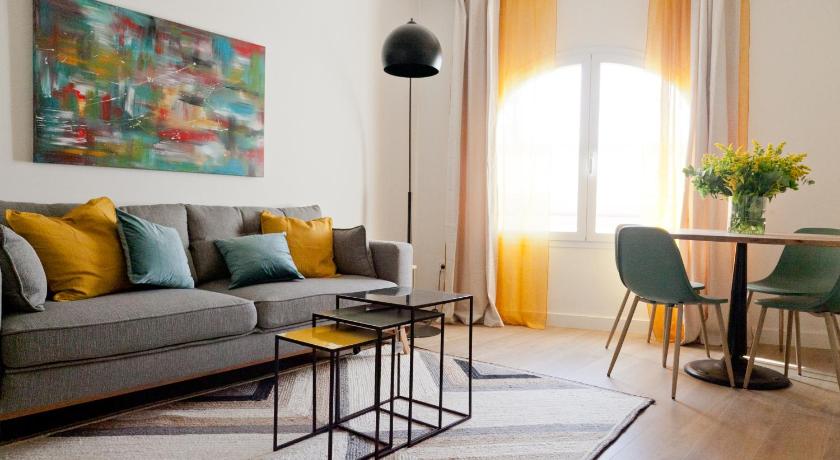 GoToSeville GERONA SUITES — Hotel in Seville