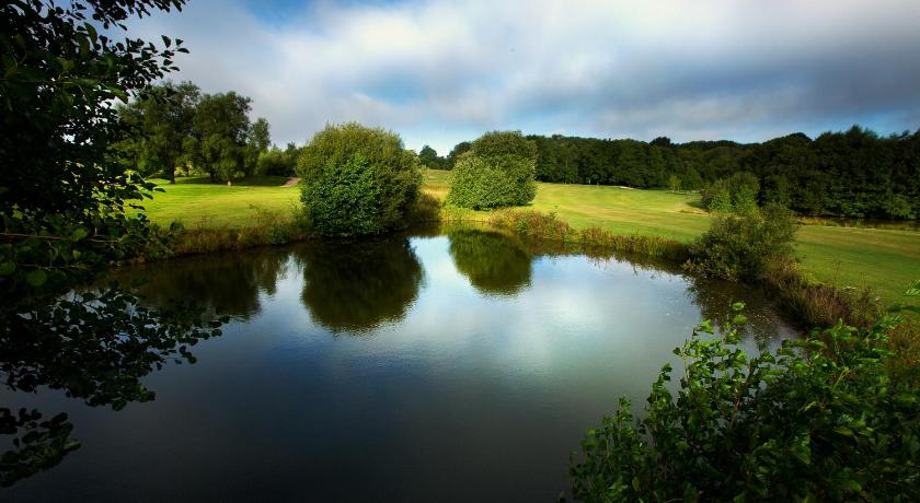 Sandford Springs Hotel and Golf Club