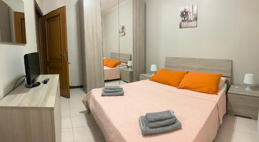 32 — Hotel in Rome
