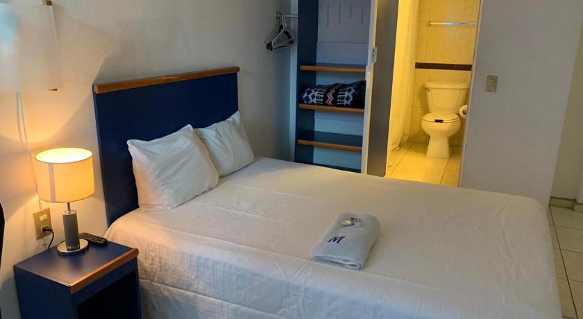 Hotel H Montreal photo