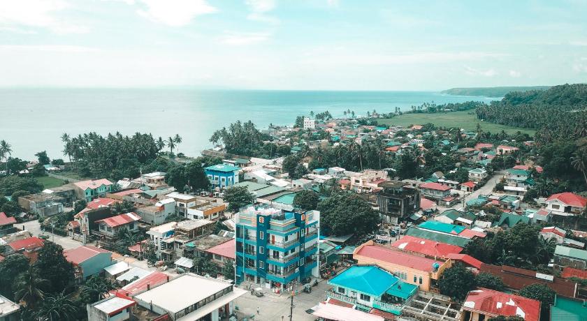 Bulusan Tourist Hotel — Hotel in Matnog