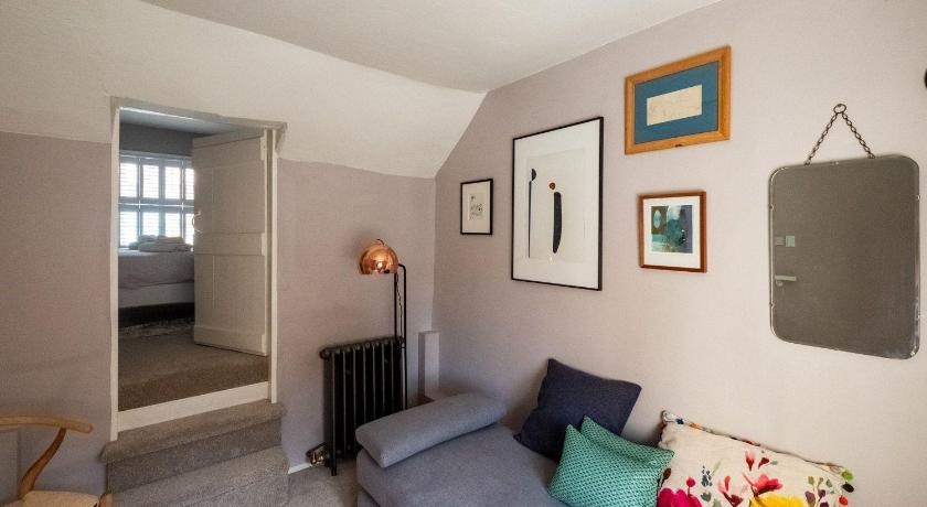 Bloom Cottage photo