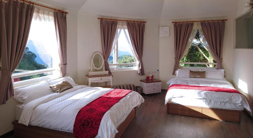Image of Deluxe Quadruple Room 3