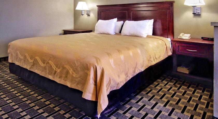 Quality Inn Moore - Oklahoma City