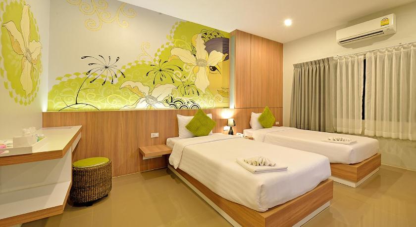 Image of Deluxe Twin Bed 3
