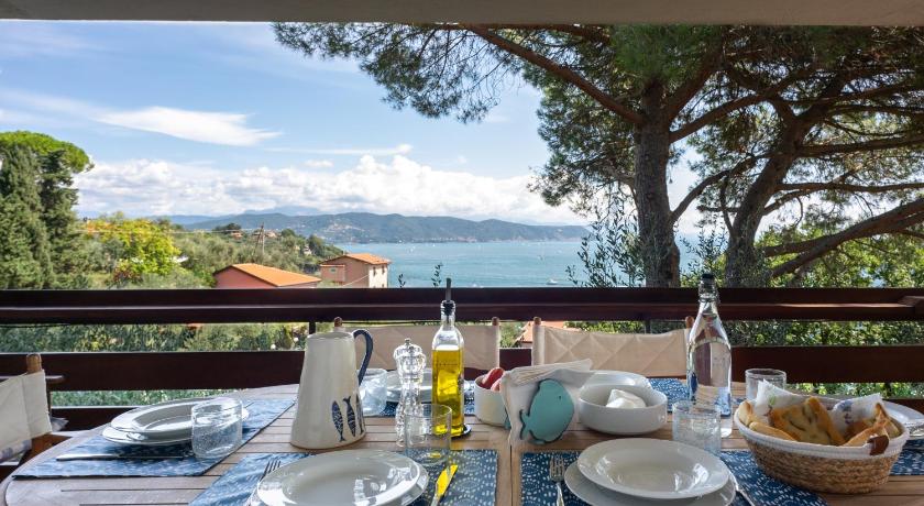 Fivestay - Portovenere Casa Pino sul Mare — Hotel in Portovenere