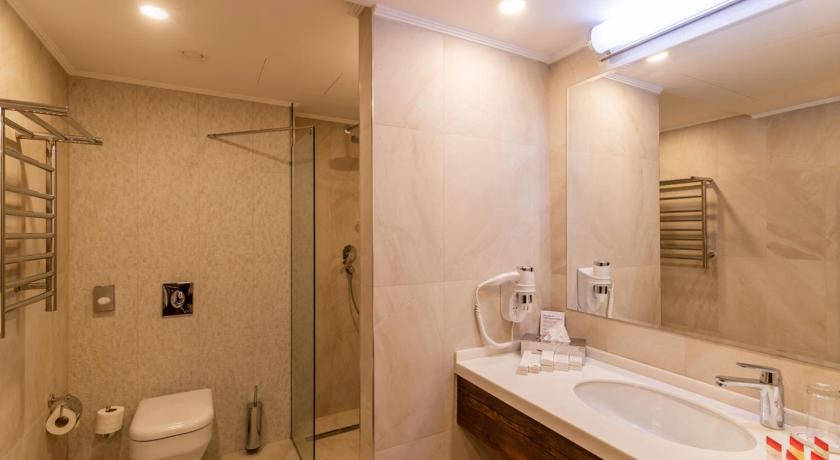 Image of Junior Suite, 2 Single Beds 2