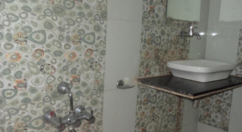 Hotel Kiran photo