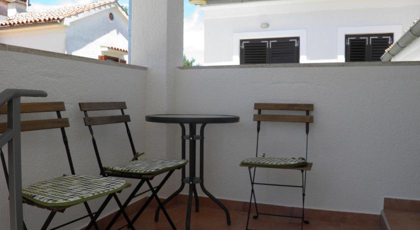 Apartments Paola photo