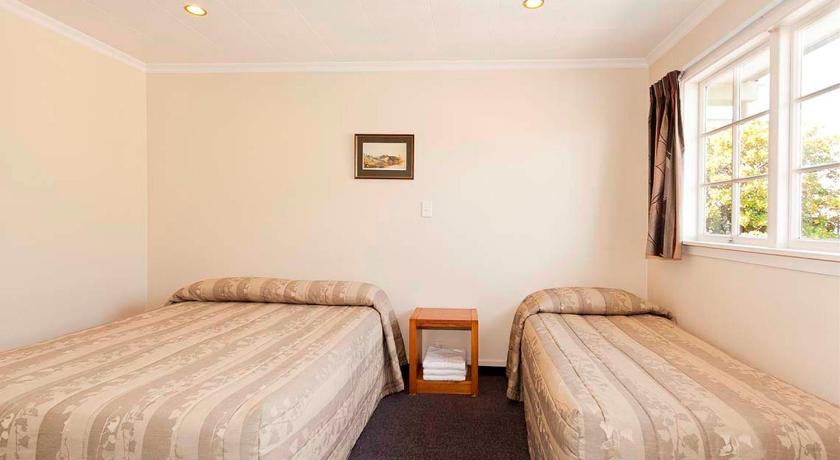 Image of Three Bedroom Apartment 11