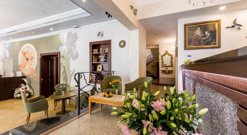 Hotel Caruso photo